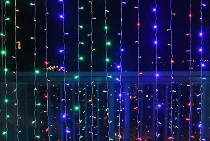 Barevný vánoční světelný závěs 600 LED 3x6m