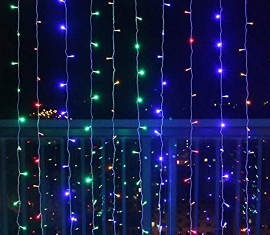 Barevný vánoční světelný závěs 600 LED 3x6m