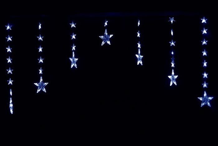 Bílý vánoční LED řetěz hvězdy